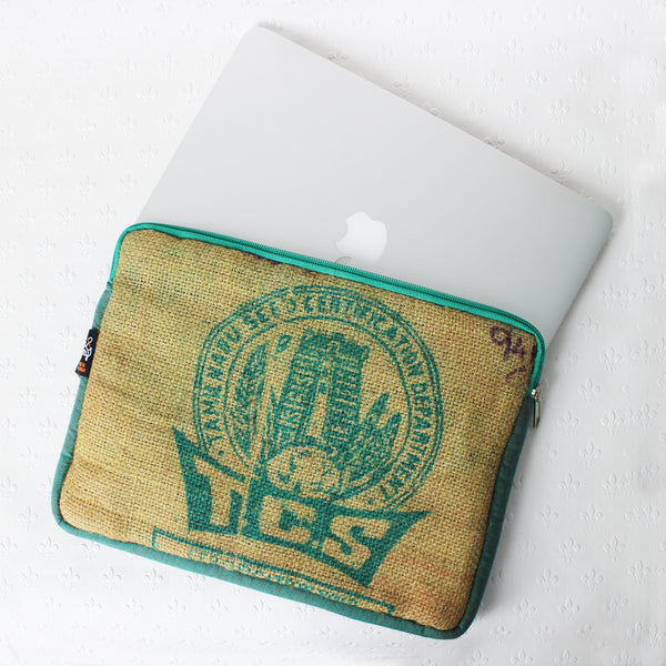 Hessian / jute / burlap laptop sleeve, padded - 3 sizes