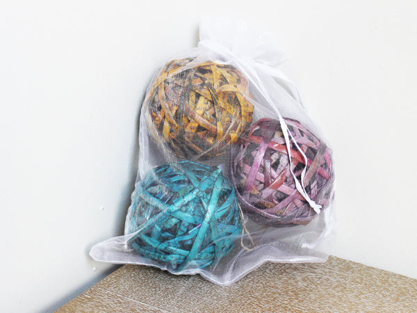 Newspaper ornaments, large; pack of 3 - five colourways