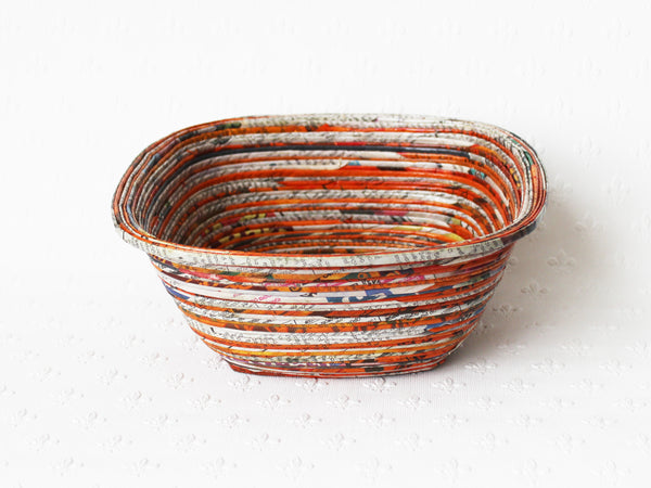 Newspaper bowl - Square, Medium; 8 colours