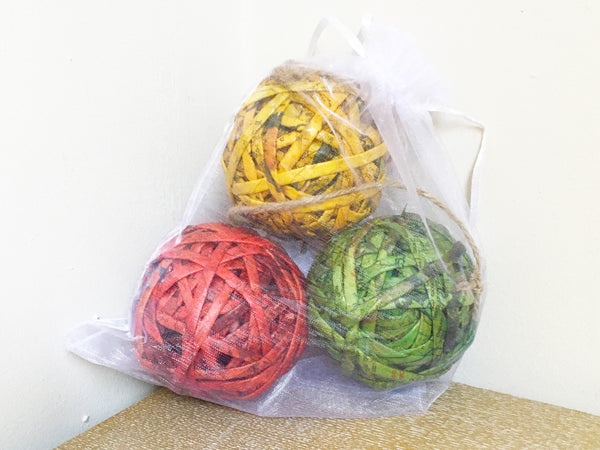 Newspaper ornaments, large; pack of 3 - five colourways