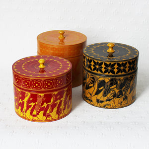 Lacquer pots