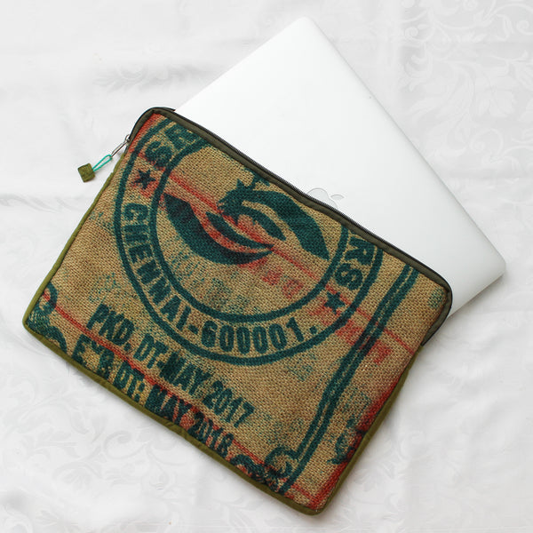 Hessian / jute / burlap laptop sleeve, padded - 3 sizes