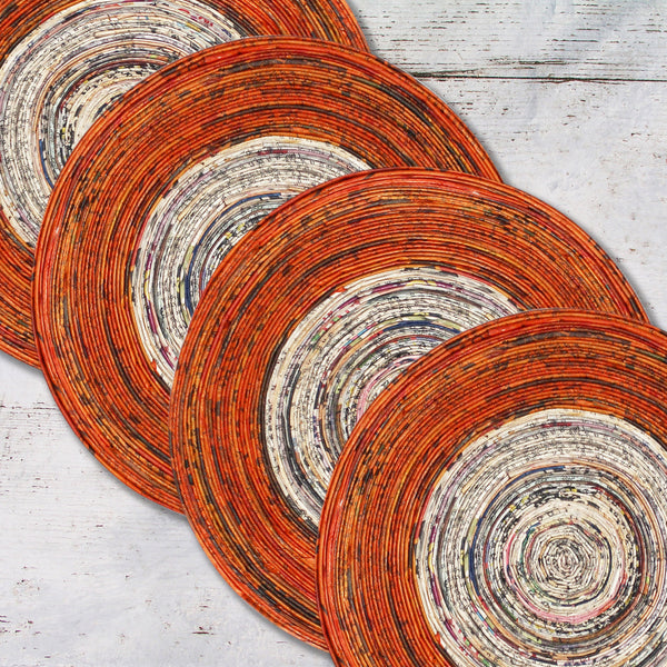 Newspaper table mat - Round, small; 8 colours