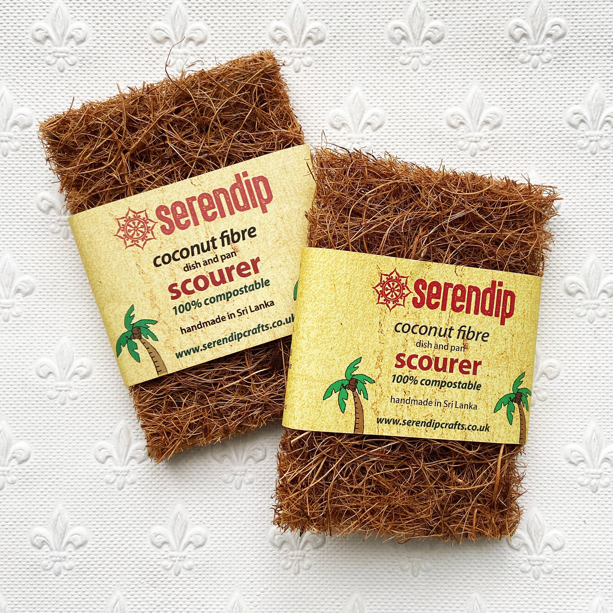 Coconut fibre scourers - pair